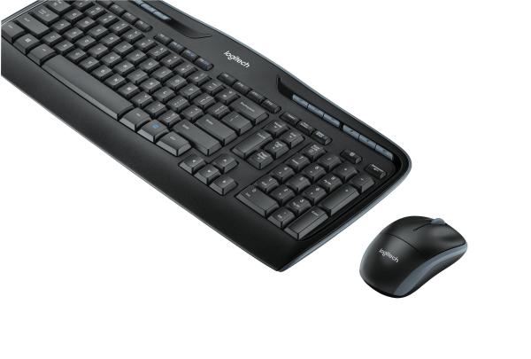 Desk Logitech Wireless Combo MK330